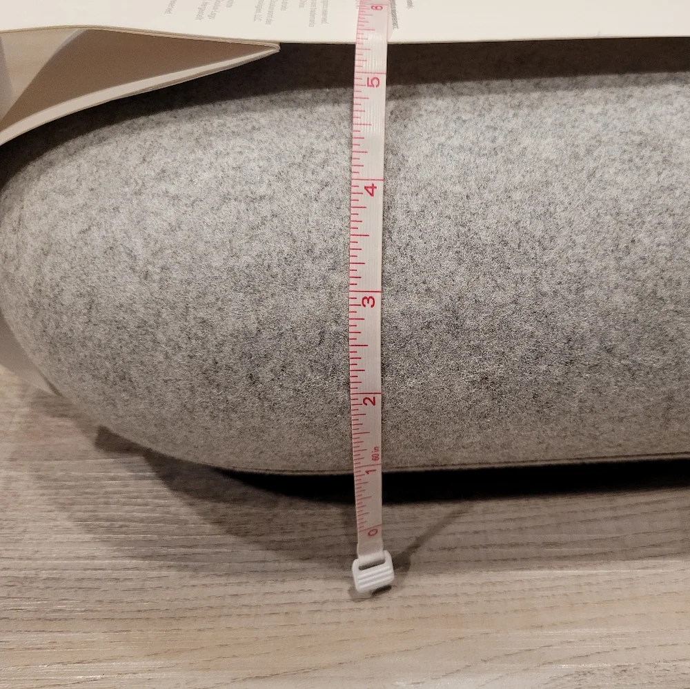 Oculus Quest 2 Gray Carrying Case